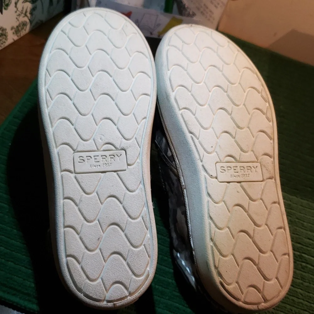 Sperry Saltie Jr Slip-on sneaker 13 wide